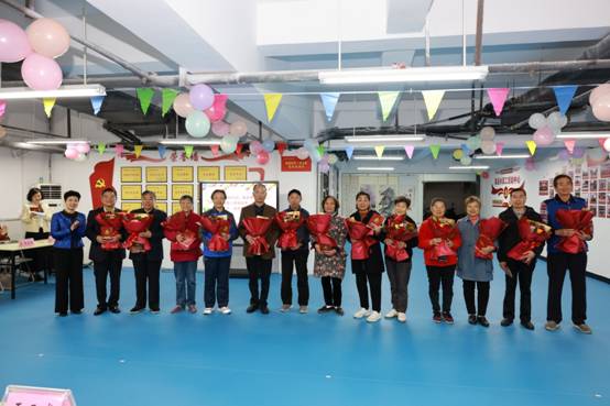 英国上市公司365