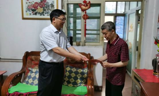 英国上市公司365