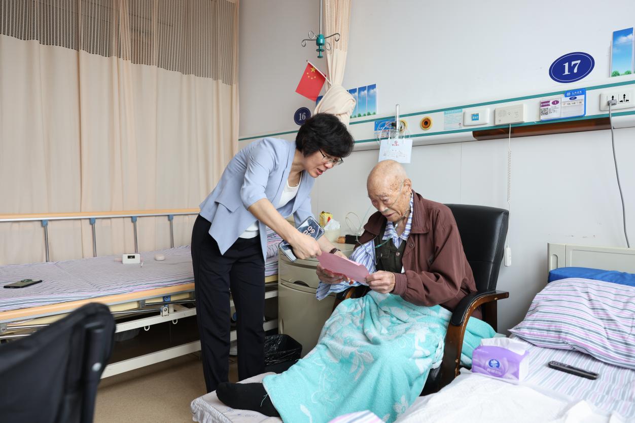 英国上市公司365